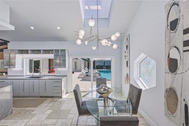 1200 45TH AVENUE N, St Petersburg, FL 33703