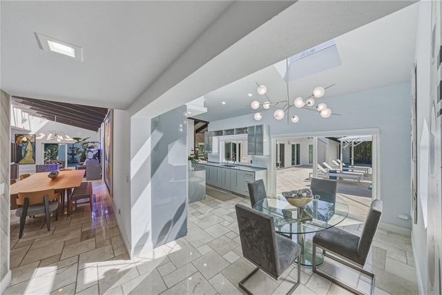 1200 45TH AVENUE N, St Petersburg, FL 33703