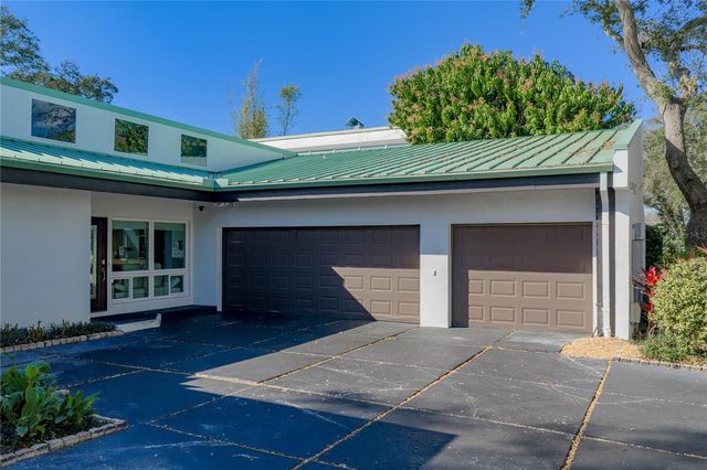 1200 45TH AVENUE N, St Petersburg, FL 33703