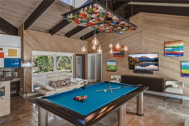 1200 45TH AVENUE N, St Petersburg, FL 33703