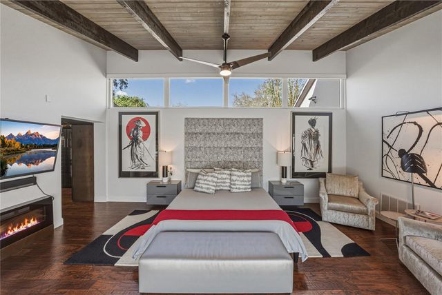 1200 45TH AVENUE N, St Petersburg, FL 33703