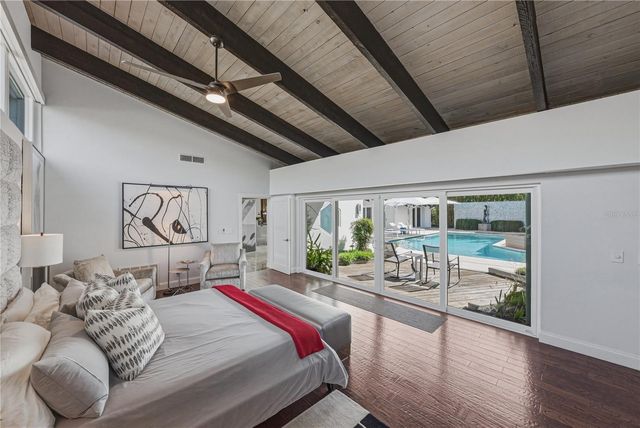 1200 45TH AVENUE N, St Petersburg, FL 33703