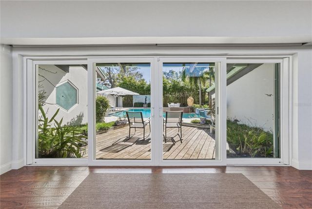 1200 45TH AVENUE N, St Petersburg, FL 33703