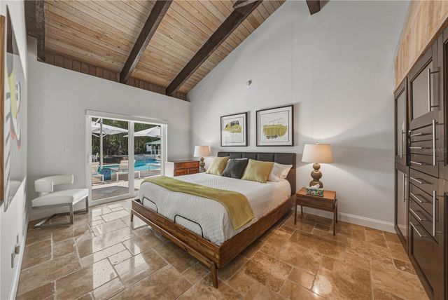 1200 45TH AVENUE N, St Petersburg, FL 33703