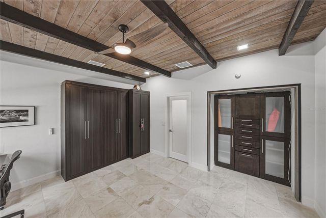 1200 45TH AVENUE N, St Petersburg, FL 33703