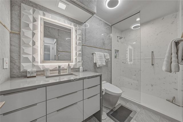 1200 45TH AVENUE N, St Petersburg, FL 33703