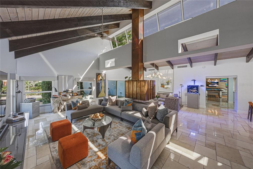 Image 36 of property listing at 1200 45TH AVENUE N, St Petersburg, FL 33703