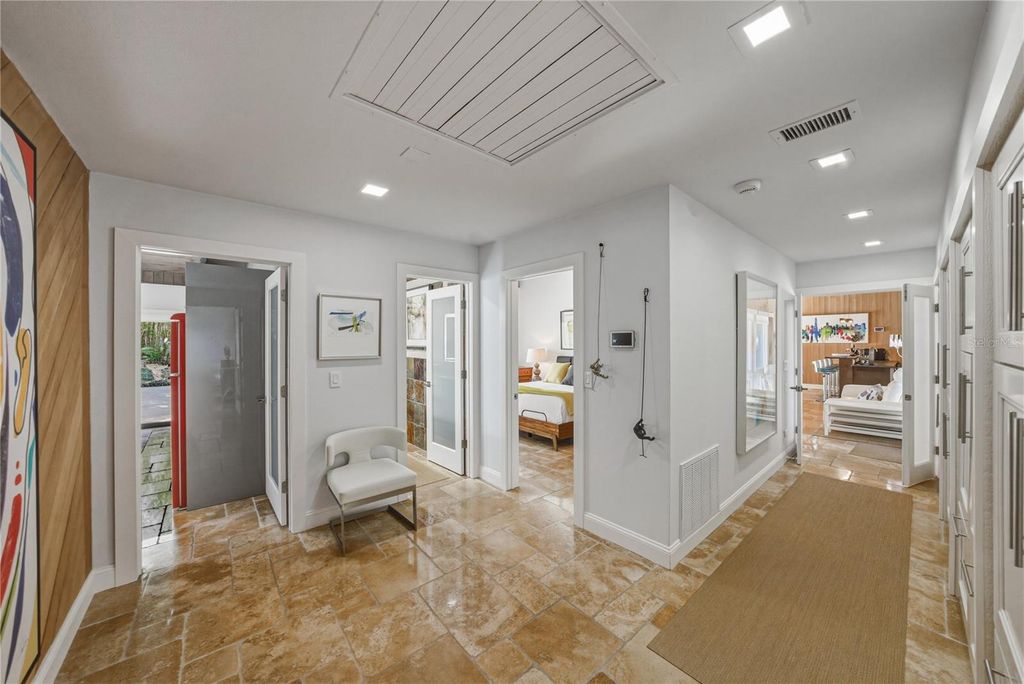 Image 79 of property listing at 1200 45TH AVENUE N, St Petersburg, FL 33703