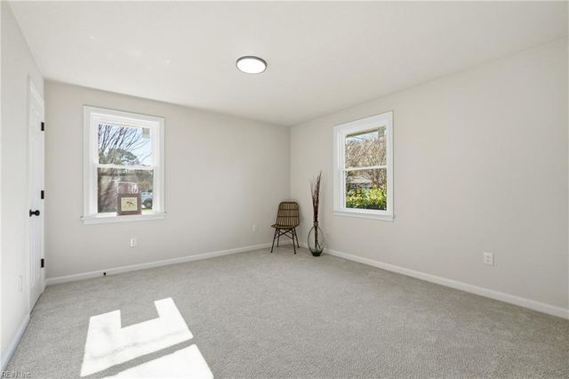 1076 Burlington RD, Virginia Beach, VA 23464