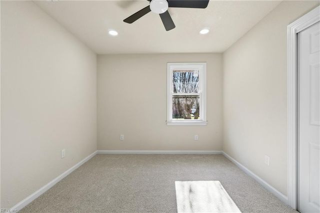 1076 Burlington RD, Virginia Beach, VA 23464