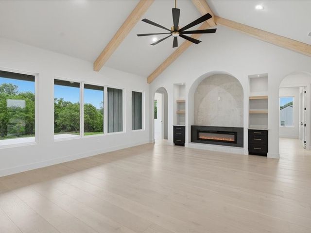 275 Latigo Way, Weatherford, TX 76088