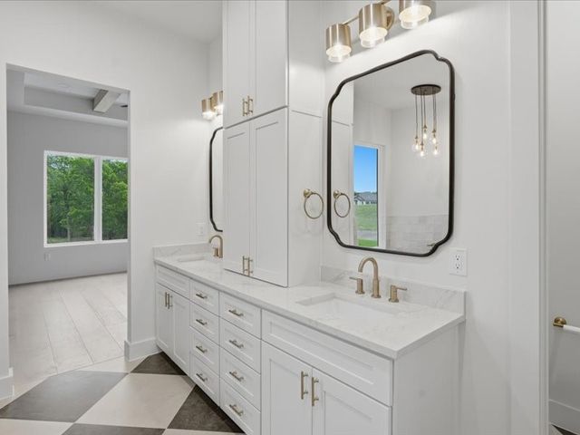 275 Latigo Way, Weatherford, TX 76088