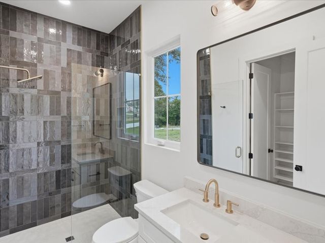 275 Latigo Way, Weatherford, TX 76088