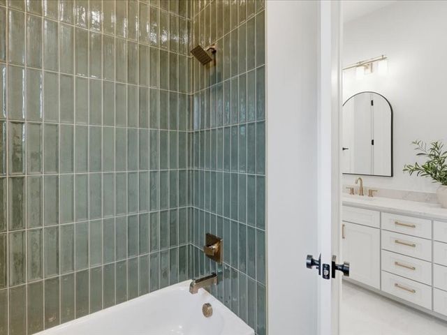 275 Latigo Way, Weatherford, TX 76088