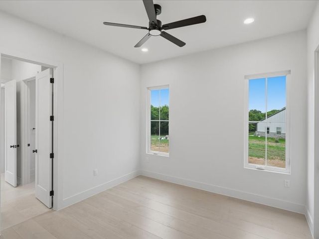 275 Latigo Way, Weatherford, TX 76088