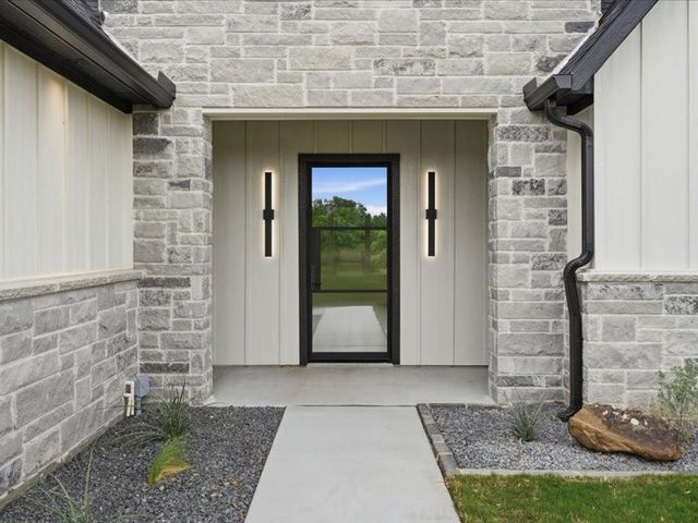 275 Latigo Way, Weatherford, TX 76088