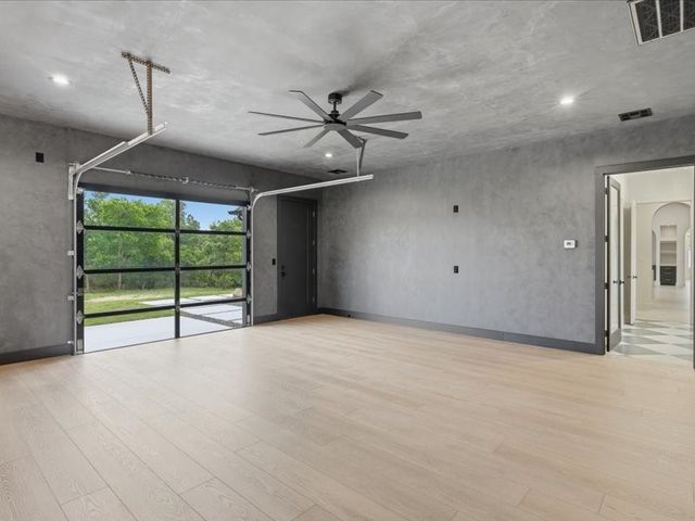 275 Latigo Way, Weatherford, TX 76088