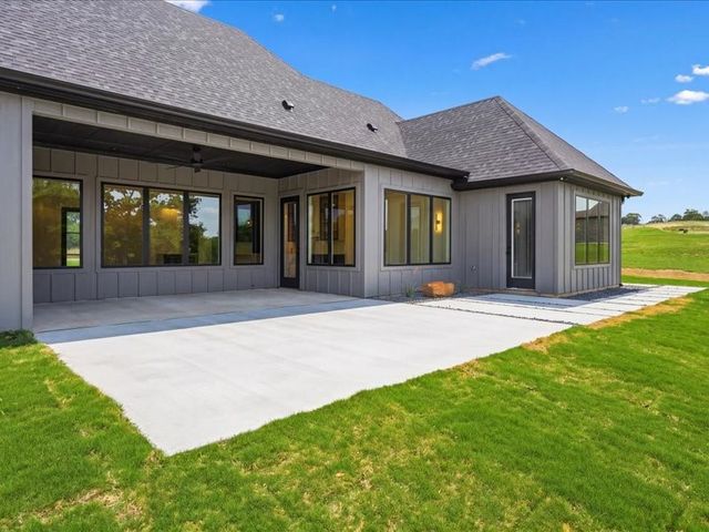 275 Latigo Way, Weatherford, TX 76088