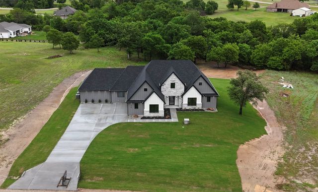 275 Latigo Way, Weatherford, TX 76088