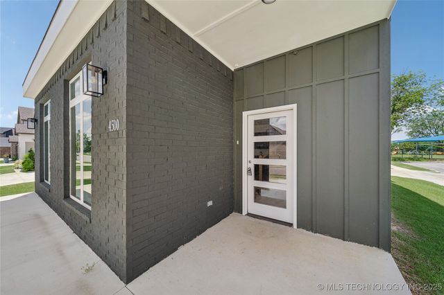 4500 S Dogwood Avenue, Broken Arrow, OK 74011