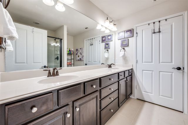 3162 Oyster Bay Drive, Frisco, TX 75036