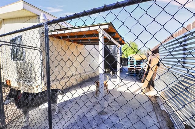 5252 Nevada Avenue, Las Vegas, NV 89122