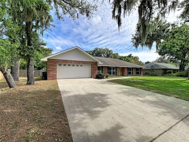 2418 STONEHILL AVENUE, Valrico, FL 33594