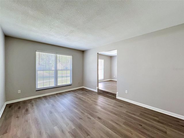 2418 STONEHILL AVENUE, Valrico, FL 33594