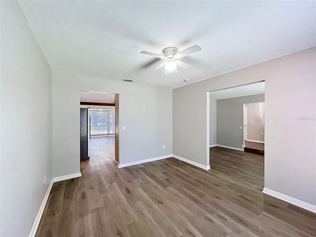 2418 STONEHILL AVENUE, Valrico, FL 33594