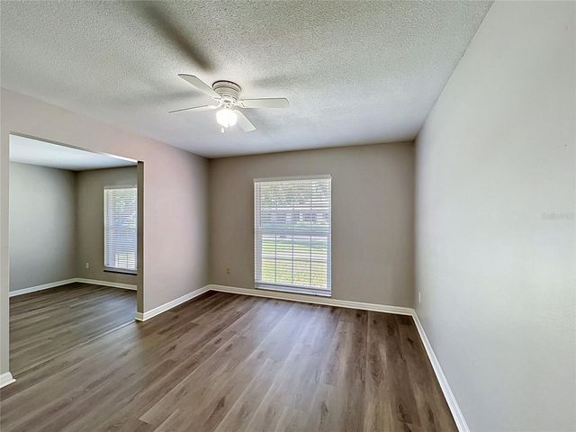 2418 STONEHILL AVENUE, Valrico, FL 33594