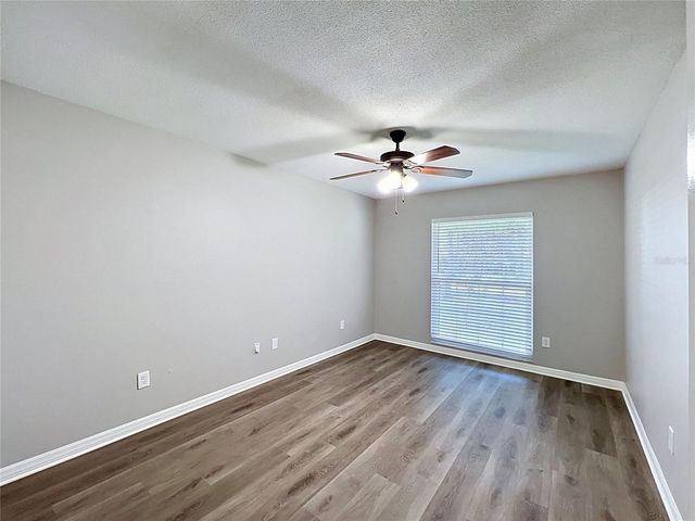 2418 STONEHILL AVENUE, Valrico, FL 33594