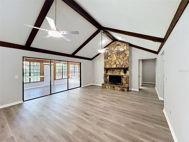 2418 STONEHILL AVENUE, Valrico, FL 33594