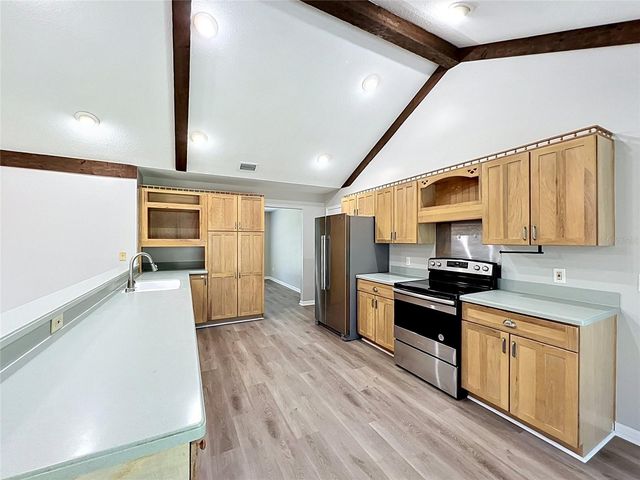 2418 STONEHILL AVENUE, Valrico, FL 33594