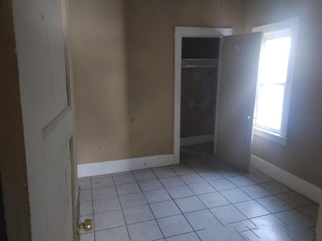 3374 N 30th STREET, Milwaukee, WI 53216