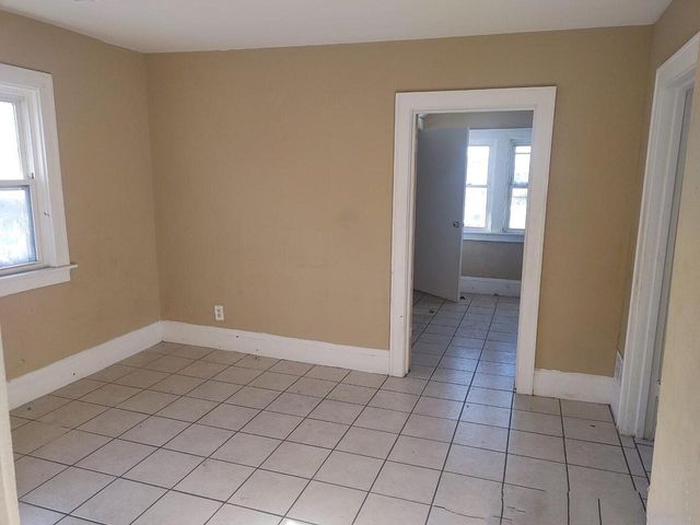 3374 N 30th STREET, Milwaukee, WI 53216