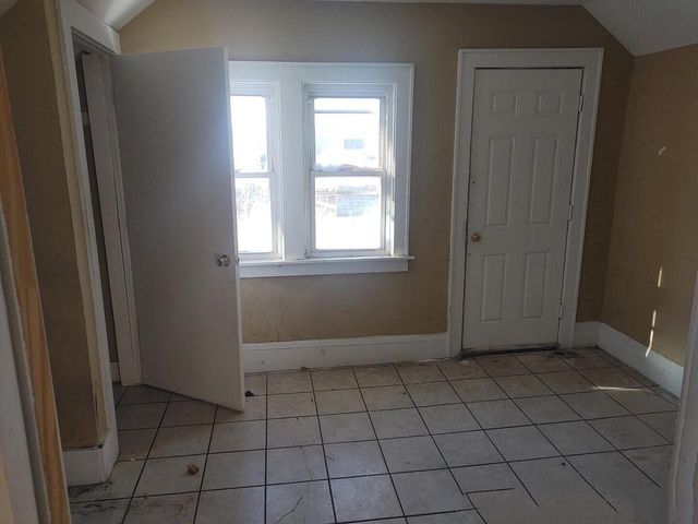 3374 N 30th STREET, Milwaukee, WI 53216