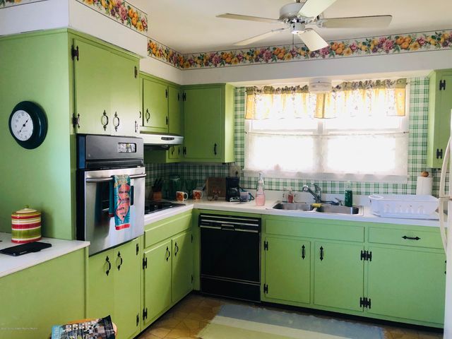 814 Shore Road, Spring Lake Heights, NJ 07762