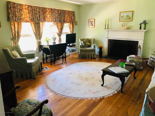 814 Shore Road, Spring Lake Heights, NJ 07762