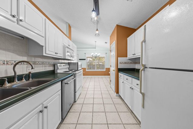 7909 Red Bean Drive, Pensacola, FL 32526