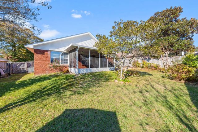 7909 Red Bean Drive, Pensacola, FL 32526