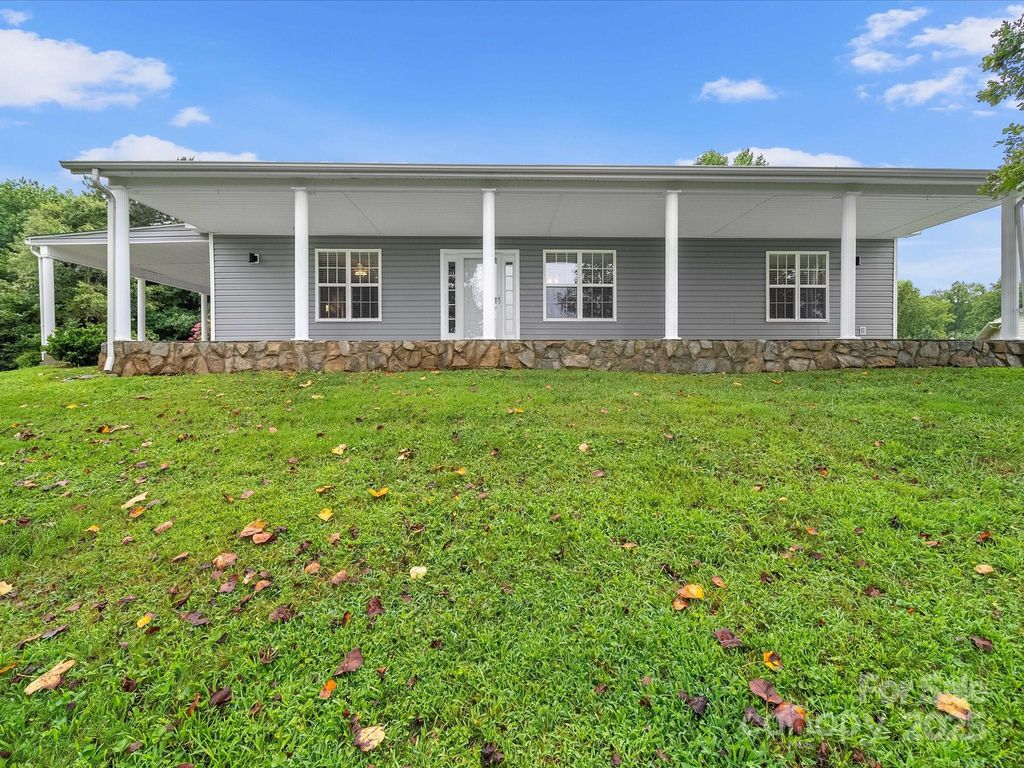 1585 Nathanial Street, Newton, NC 28658
