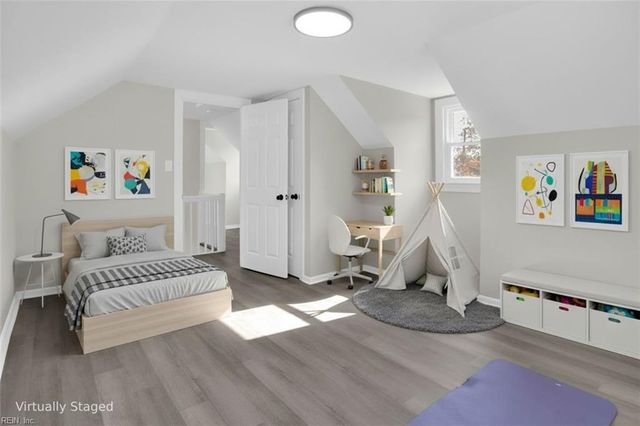 7 E Lewis RD, Hampton, VA 23666