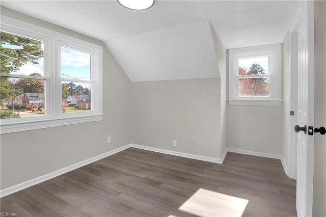 7 E Lewis RD, Hampton, VA 23666