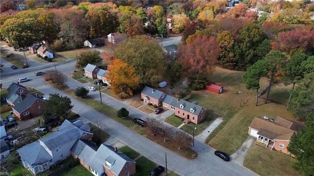 7 E Lewis RD, Hampton, VA 23666