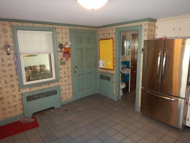 180 BIRCHWOOD Road, Manchester, NH 03104