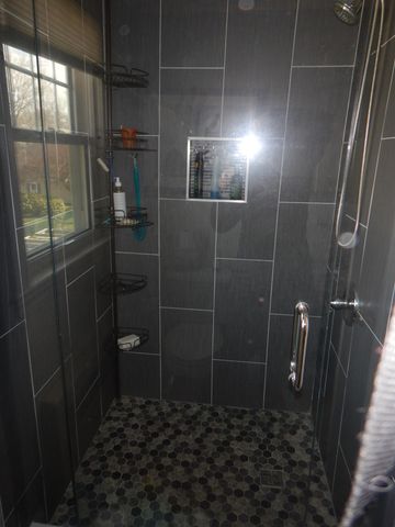 180 BIRCHWOOD Road, Manchester, NH 03104