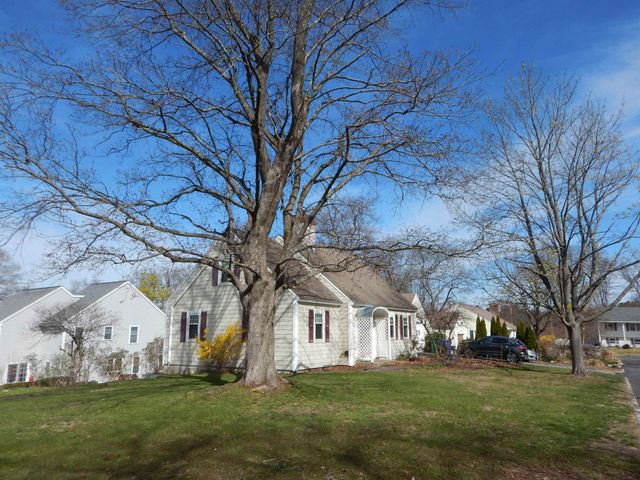 180 BIRCHWOOD Road, Manchester, NH 03104