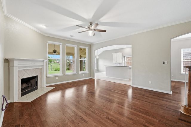 5405 Parkplace Drive, Denton, TX 76226