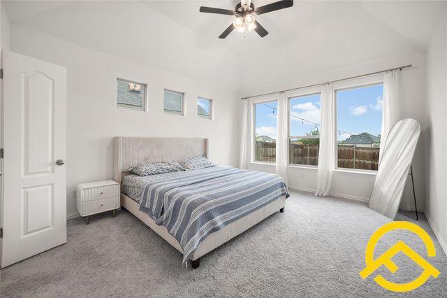 671 Durian LOOP, Buda, TX 78610