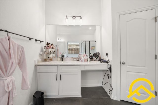 671 Durian LOOP, Buda, TX 78610